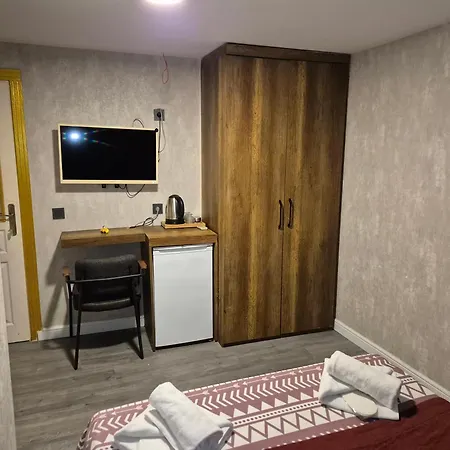 Aparthotel Idil's 4*